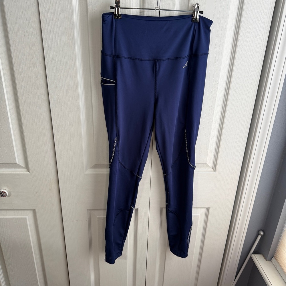 BCG‎ Running blue leggings size medium